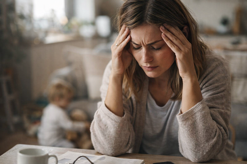 Føler du dig træt hele tiden? Det kan være stress, ikke dig.